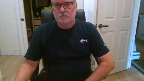 viper654321 online show from 15, 2, 2026