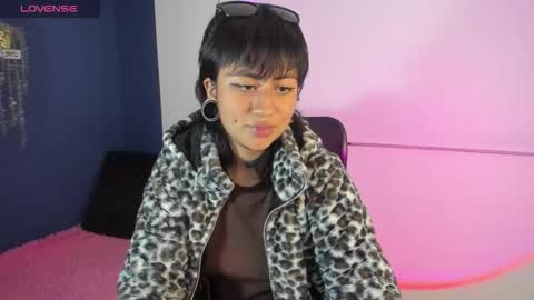 Snapshot of viperlix_ chatting on 15, 12, 2025 viperlix_ online show from 15, 12, 2025