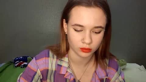 Mia online show from 17, 10, 2025