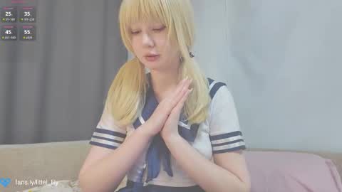 Snapshot of virgiin_lily chatting on 27, 10, 2025  Lily  online show from 27, 10, 2025