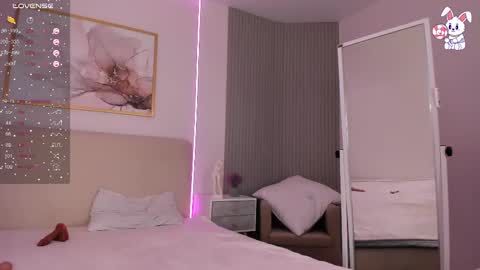 Chloe online show from 10, 3, 2025