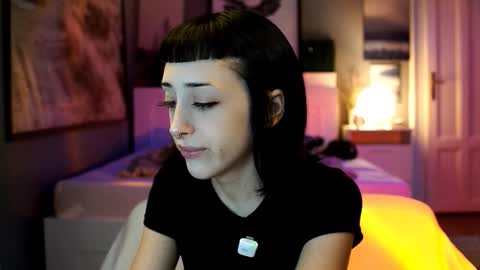 Snapshot of virtualexis chatting on 19, 9, 2025 virtualexis online show from 19, 9, 2025