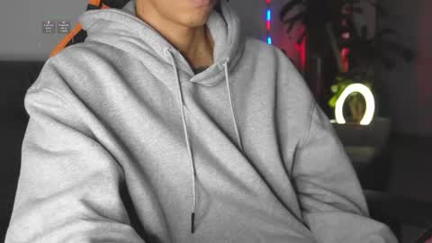 VITO BENZ online show from 6, 3, 2025