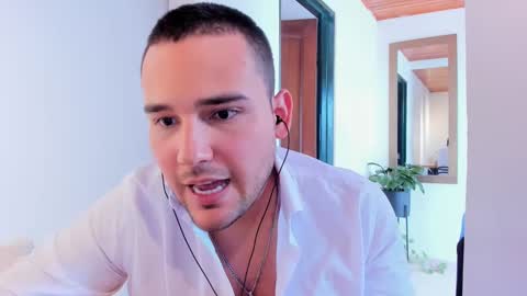 Vito Ferrer online show from 9, 2, 2025