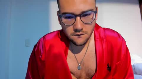 Vito Ferrer online show from 4, 3, 2025