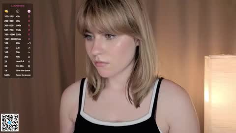 Snapshot of vivandellapenna chatting on 21, 10, 2025 Melissa online show from 21, 10, 2025