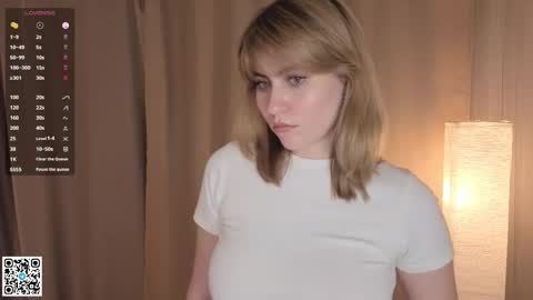 Snapshot of vivandellapenna chatting on 28, 10, 2025 Melissa online show from 28, 10, 2025