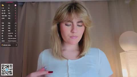 Snapshot of vivandellapenna chatting on 18, 11, 2025 Melissa online show from 18, 11, 2025