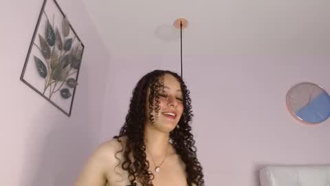 Snapshot of vivi_gh1 chatting on 2, 10, 2025 Vivi online show from 2, 10, 2025