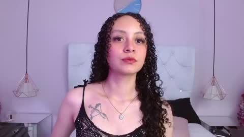 Snapshot of vivi_gh1 chatting on 3, 10, 2025 Vivi online show from 3, 10, 2025