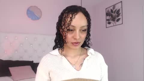 Snapshot of vivi_gh1 chatting on 14, 10, 2025 Vivi online show from 14, 10, 2025