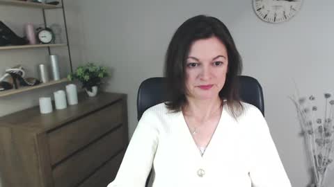 Vivian online show from 28, 12, 2024