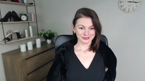 Vivian online show from 27, 1, 2025