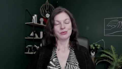 Vivian online show from 30, 3, 2026