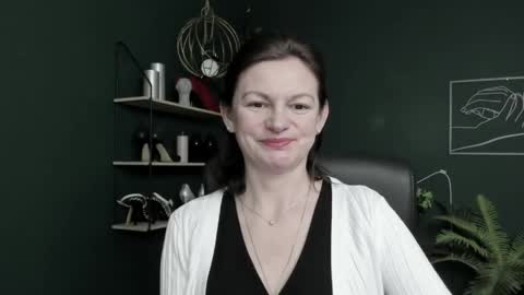 Vivian online show from 21, 4, 2026