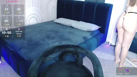 Vivian Evans online show from 31, 1, 2025