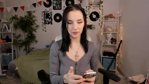 vivian_qwerty online show from 25, 12, 2024