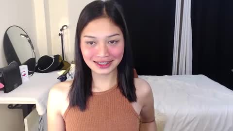 Snapshot of vivian_roberts chatting on 14, 12, 2024 Vivian online show from 14, 12, 2024