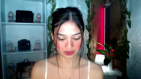 Snapshot of vivian_roberts chatting on 11, 1, 2025 Vivian online show from 11, 1, 2025