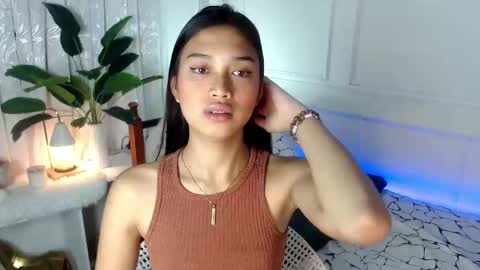 Snapshot of vivian_roberts chatting on 4, 2, 2025 Vivian online show from 4, 2, 2025