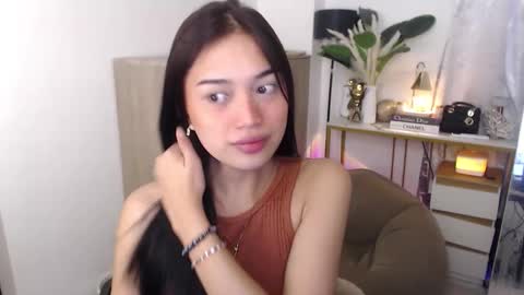 Snapshot of vivian_roberts chatting on 21, 9, 2025 Vivian online show from 21, 9, 2025