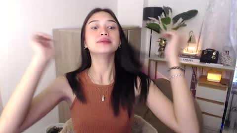 Snapshot of vivian_roberts chatting on 24, 9, 2025 Vivian online show from 24, 9, 2025