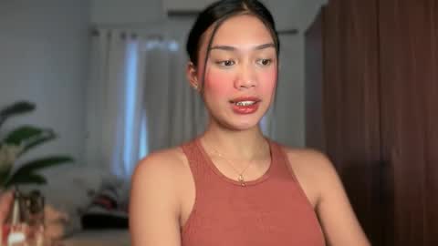 Snapshot of vivian_roberts chatting on 4, 5, 2026 Vivian online show from 4, 5, 2026