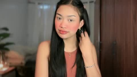 Snapshot of vivian_roberts chatting on 13, 6, 2026 Vivian online show from 13, 6, 2026