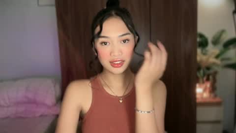 Snapshot of vivian_roberts chatting on 16, 7, 2026 Vivian online show from 16, 7, 2026