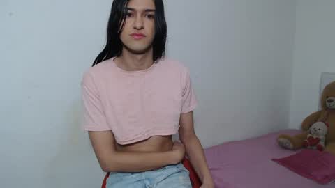 Snapshot of vivianalatin chatting on 20, 6, 2026 instagram Viviana73215 online show from 20, 6, 2026