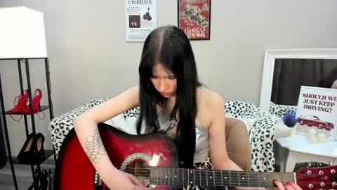 VivianCaro online show from 16, 4, 2026