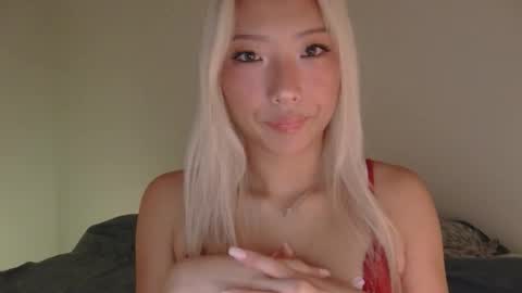 vivianwinters online show from 4, 11, 2025