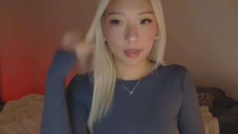 vivianwinters online show from 7, 11, 2025