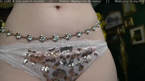 Snapshot of vivid_whit chatting on 1, 1, 2025 Whitney online show from 1, 1, 2025