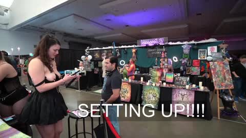 Snapshot of vivid_whit chatting on 1, 2, 2025 Whitney online show from 1, 2, 2025