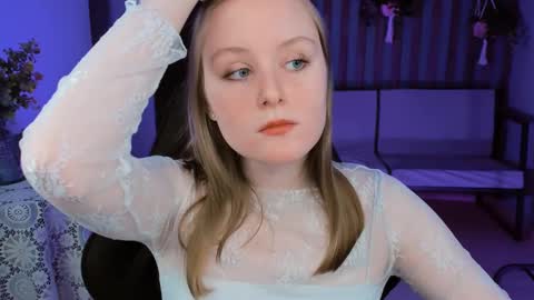 Snapshot of vivienleeigh chatting on 15, 2, 2025 Vivien online show from 15, 2, 2025