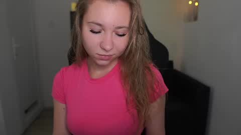 VivienVance online show from 21, 6, 2026