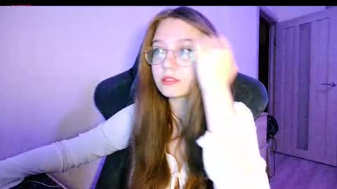 Snapshot of vivivivikkie chatting on 10, 7, 2026 vivivivikkie online show from 10, 7, 2026