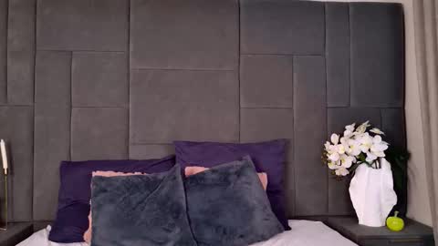 Vixsaria online show from 8, 3, 2026