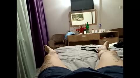 Snapshot of vodka951 chatting on 2, 1, 2025 vodka951 online show from 2, 1, 2025