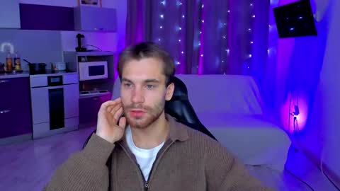 voody_voody online show from 30, 12, 2024