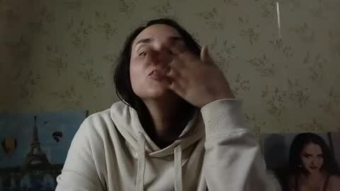 voulezvous_angel online show from 30, 4, 2026