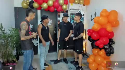 voyeurism_guys online show from 21, 10, 2025