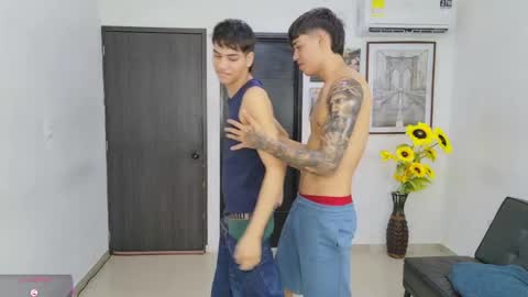 voyeurism_guys online show from 25, 5, 2026