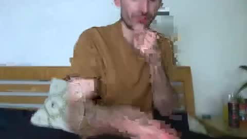 hung boy online show from 5, 1, 2025