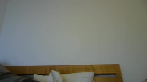 hung boy online show from 23, 1, 2025