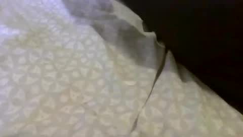 hung boy online show from 2, 3, 2025