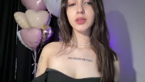 Snapshot of w33d7 chatting on 24, 1, 2025 Alice Before pvt write to me in PM online show from 24, 1, 2025