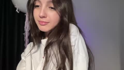 Snapshot of w33d7 chatting on 8, 2, 2025 Alice Before pvt write to me in PM online show from 8, 2, 2025