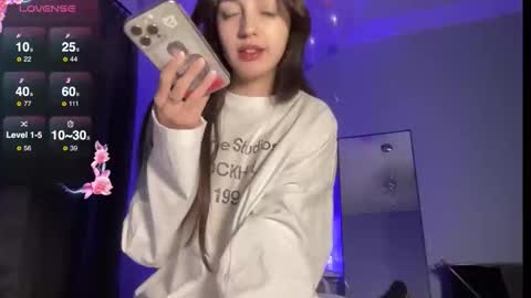 Snapshot of w33d7 chatting on 18, 1, 2026 Alice Before pvt write to me in PM online show from 18, 1, 2026